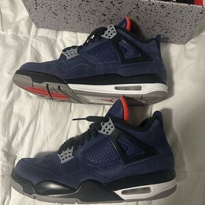 Jordan Men's Navy and Red Sneakers